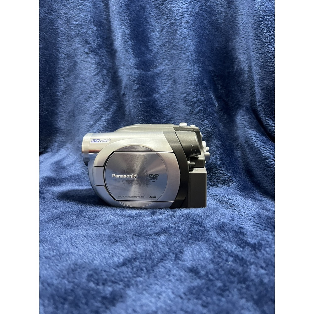 Panasonic VDR-D100 Camcorder - Silver